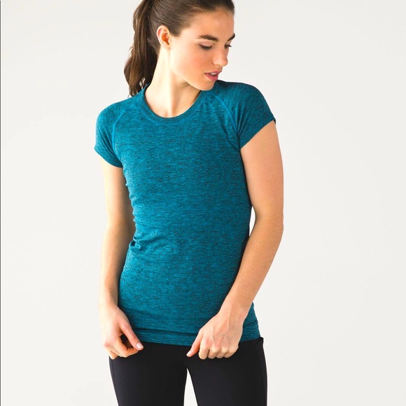 Lululemon Swiftly Tech Short Sleeve T-shirt - Picture 3 of 8